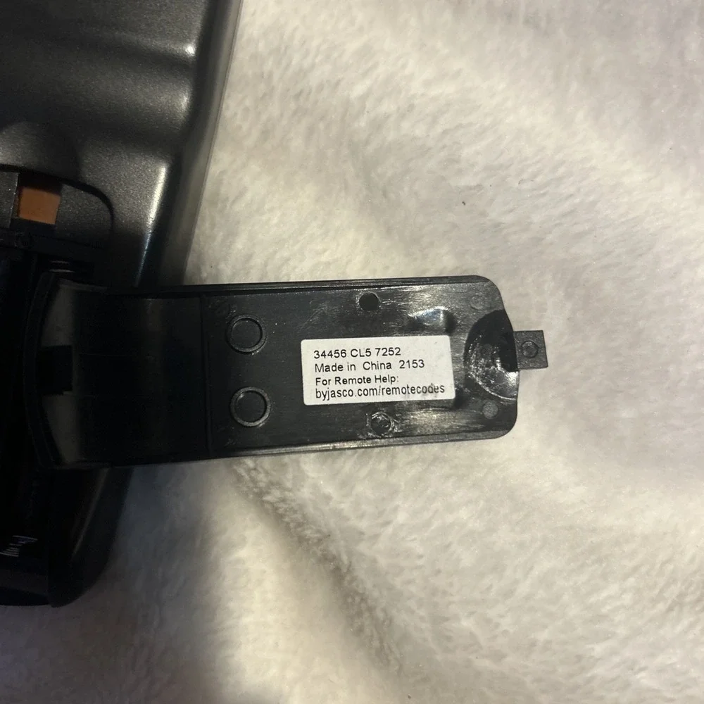GE Remote - 34456 CL5 7252 Works Clean